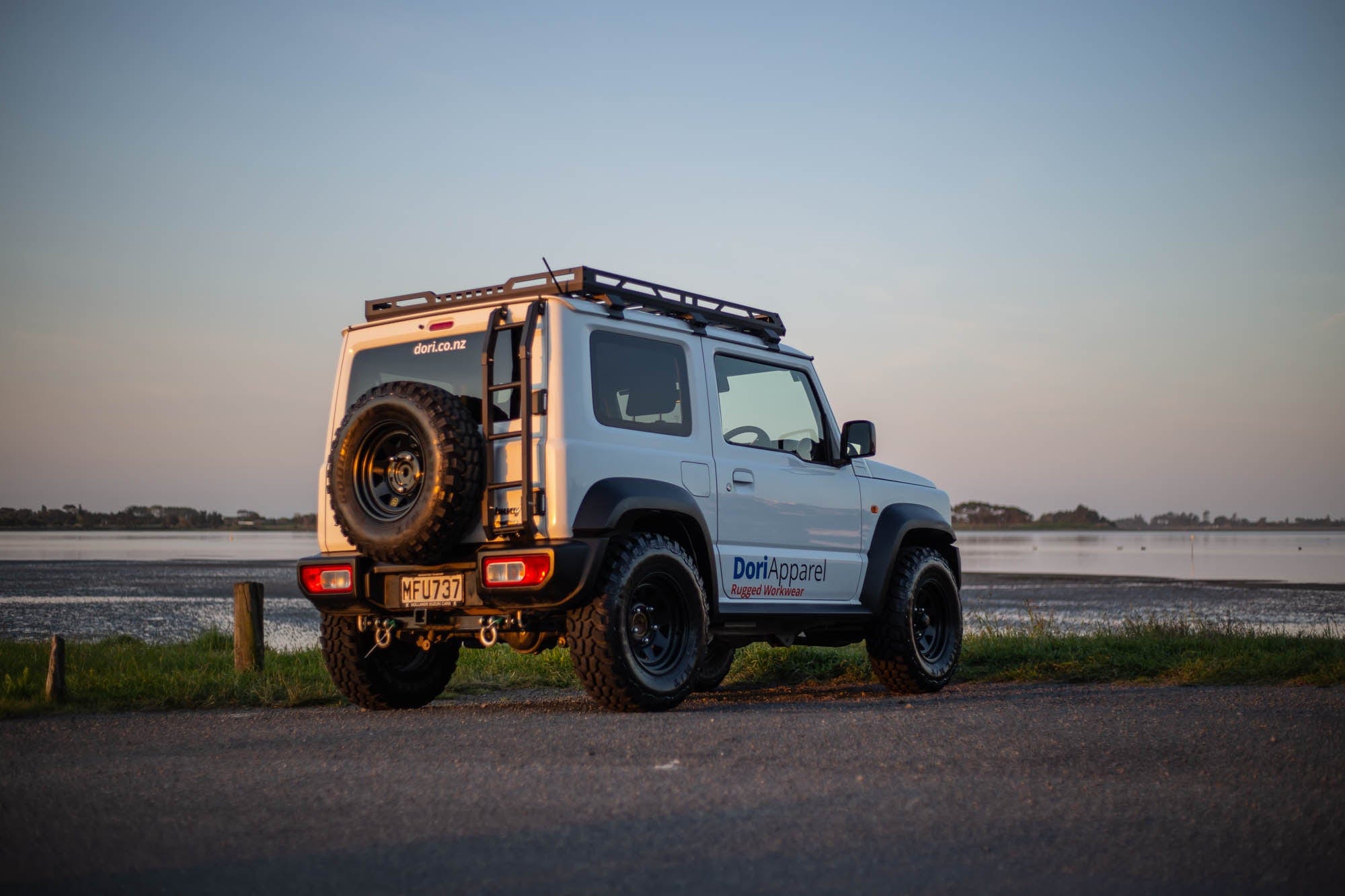 JB74 Suzuki Jimny (2019+) Roof Rack and Ladder