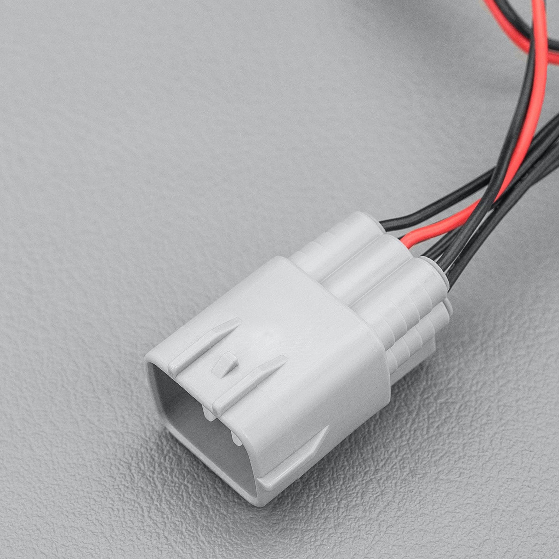 Stedi Isuzu D-Max (Pre AUG-2020) / MU-X (Pre Jul-2021) (LED models) Piggy Back Adaptor