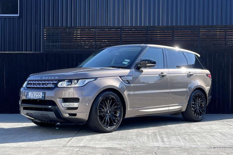 Range Rover Sport — touring in style.